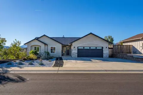 Exterior - 1384 Spinnaker Dr, Redding, CA 96003 photo 8 of 8