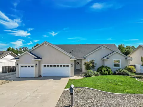 19652 Valley Ford Dr, Cottonwood, CA 96022