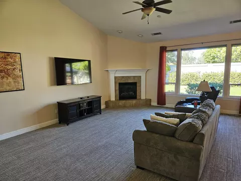 Living - 3366 Old Lantern Dr, Redding, CA 96003 photo 1 of 1
