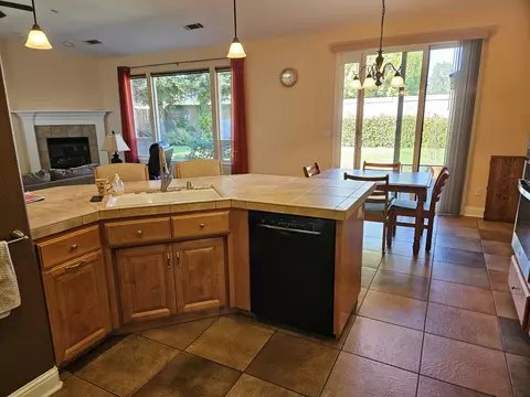 Kitchen - 3366 Old Lantern Dr, Redding, CA 96003 photo 1 of 3