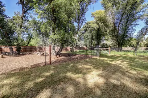 Exterior - 4001 Alta Mesa Dr, Redding, CA 96002 photo 15 of 22