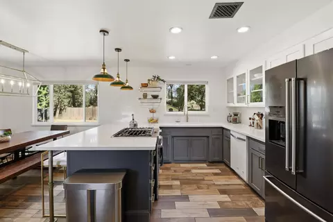Kitchen - 4001 Alta Mesa Dr, Redding, CA 96002 photo 1 of 4
