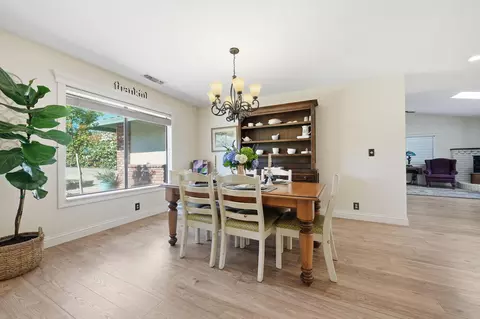 Dining - 4000 Meander Dr, Redding, CA 96001 photo 1 of 1