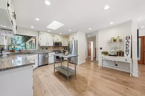 Kitchen - 4000 Meander Dr, Redding, CA 96001 photo 3 of 3