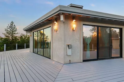 Exterior - 17505 Forest View Dr, Redding, CA 96003 photo 12 of 20