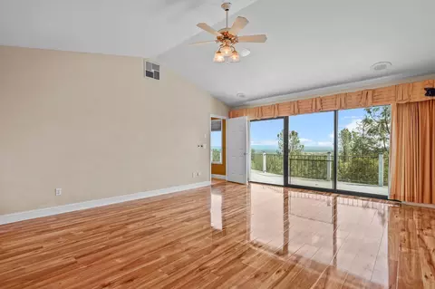 Living - 17505 Forest View Dr, Redding, CA 96003 photo 3 of 7
