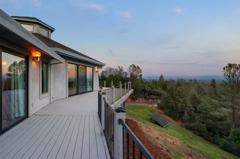 Exterior - 17505 Forest View Dr, Redding, CA 96003 photo 13 of 20