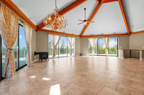 Living - 17505 Forest View Dr, Redding, CA 96003 photo 2 of 7