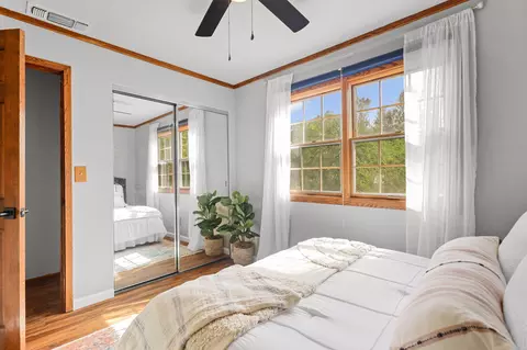 Bedroom - 4550 Placer Rd, Redding, CA 96001 photo 11 of 12