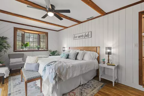 Bedroom - 4550 Placer Rd, Redding, CA 96001 photo 5 of 12