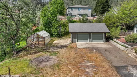 Exterior - 4550 Placer Rd, Redding, CA 96001 photo 23 of 39