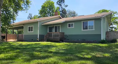 5760 Green Acres Dr, Anderson, CA 96007