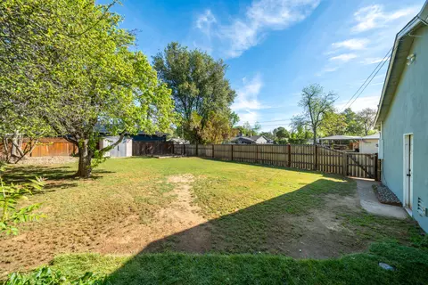 Exterior - 2976 West Way, Redding, CA 96002 photo 8 of 15