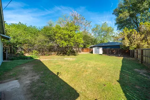 Exterior - 2976 West Way, Redding, CA 96002 photo 9 of 15