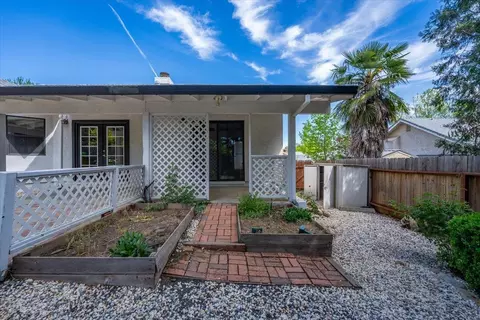 Exterior - 2752 Summerbreeze Pl, Redding, CA 96001 photo 23 of 24