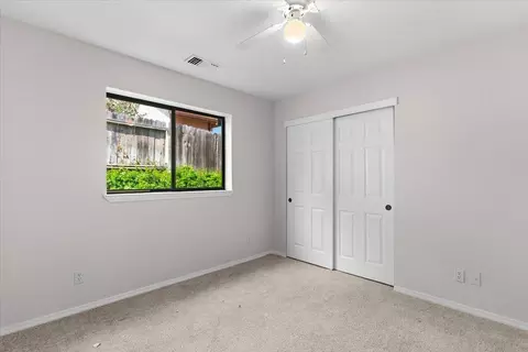 Bedroom - 2752 Summerbreeze Pl, Redding, CA 96001 photo 5 of 6