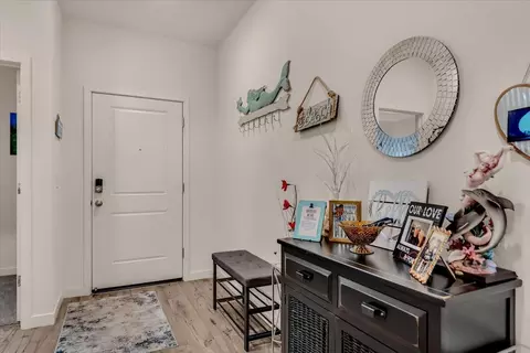 Entry Way - 3622 Ginny Ct, Redding, CA 96001 photo 1 of 2