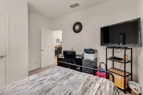 Bedroom - 3622 Ginny Ct, Redding, CA 96001 photo 5 of 7