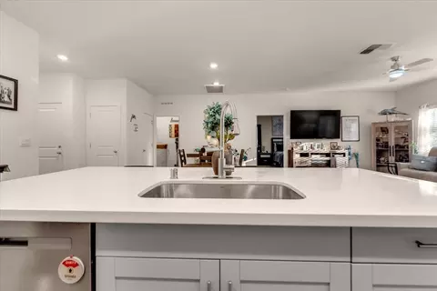 Kitchen - 3622 Ginny Ct, Redding, CA 96001 photo 5 of 6