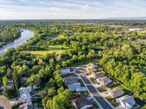 View/Area - 3622 Ginny Ct, Redding, CA 96001 photo 9 of 9