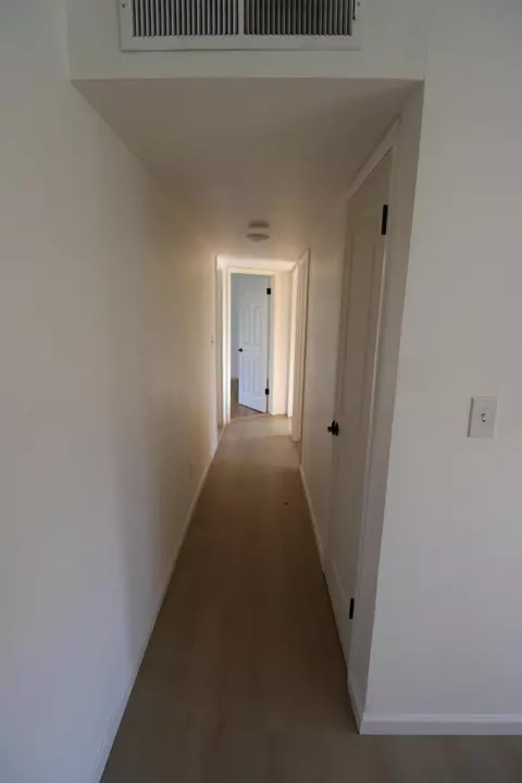 Entry Way - 3170 Quartz Hill Rd, Redding, CA 96003 photo 1 of 1