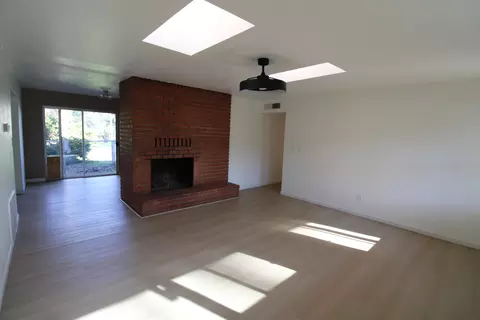 Living - 3170 Quartz Hill Rd, Redding, CA 96003 photo 2 of 5