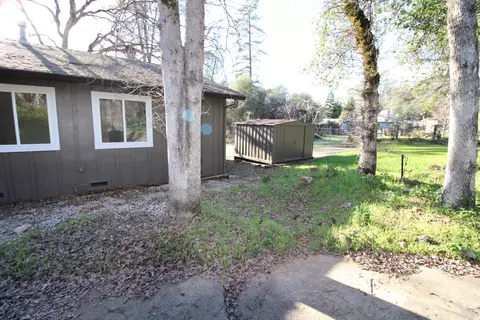 Exterior - 3170 Quartz Hill Rd, Redding, CA 96003 photo 19 of 24