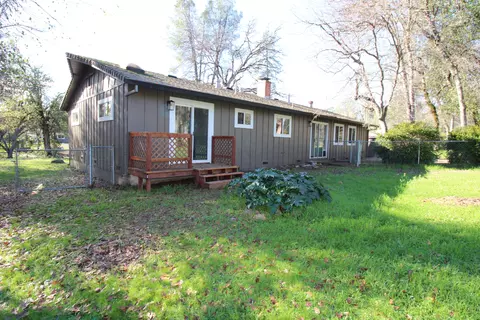 Exterior - 3170 Quartz Hill Rd, Redding, CA 96003 photo 2 of 24