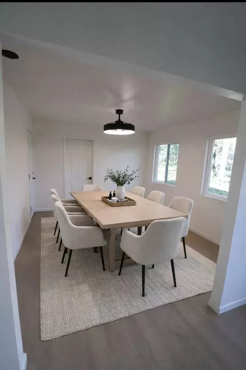 Dining - 3170 Quartz Hill Rd, Redding, CA 96003 photo 1 of 1