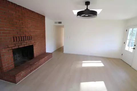 Living - 3170 Quartz Hill Rd, Redding, CA 96003 photo 3 of 5