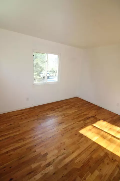 Bedroom - 3170 Quartz Hill Rd, Redding, CA 96003 photo 3 of 7