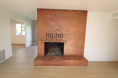 Living - 3170 Quartz Hill Rd, Redding, CA 96003 photo 4 of 5
