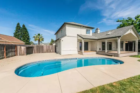 Exterior - 366 River Park Dr, Redding, CA 96003 photo 11 of 12