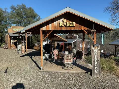 Exterior - 9390 Platina Rd, Igo, CA 96047 photo 4 of 14