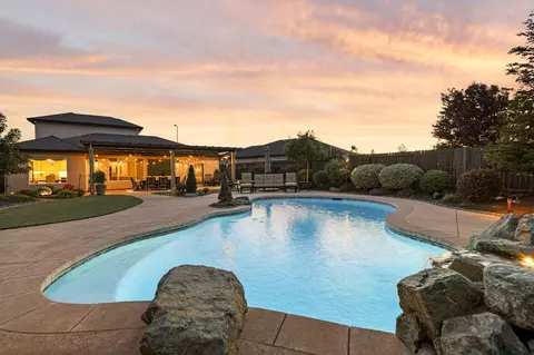 Exterior - 180 Trek Ln, Redding, CA 96003 photo 8 of 19