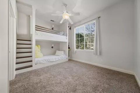 Bedroom - 4519 Nantucket Dr, Redding, CA 96001 photo 2 of 4
