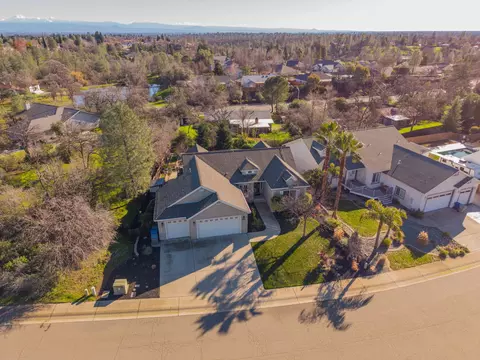View/Area - 4519 Nantucket Dr, Redding, CA 96001 photo 6 of 8