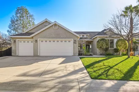Exterior - 4519 Nantucket Dr, Redding, CA 96001 photo 2 of 15