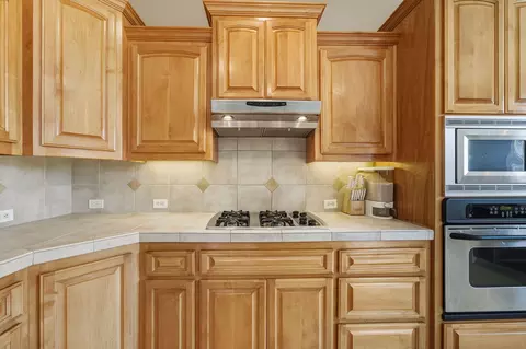 Kitchen - 4519 Nantucket Dr, Redding, CA 96001 photo 4 of 4