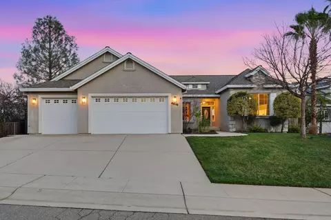 4519 Nantucket Dr, Redding, CA 96001