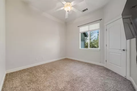Bedroom - 4519 Nantucket Dr, Redding, CA 96001 photo 4 of 4