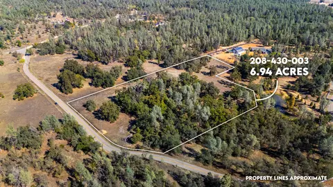 00 Honeybee Rd, Redding, CA 96001