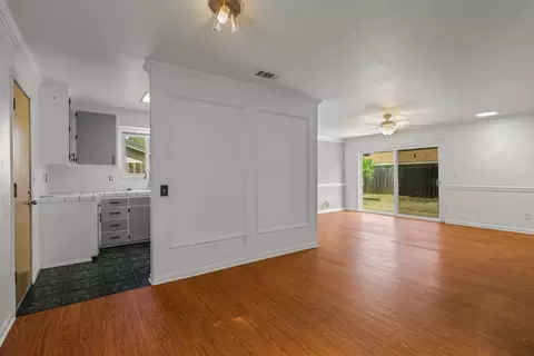 Living - 3985 Cirrus St, Redding, CA 96002 photo 3 of 4