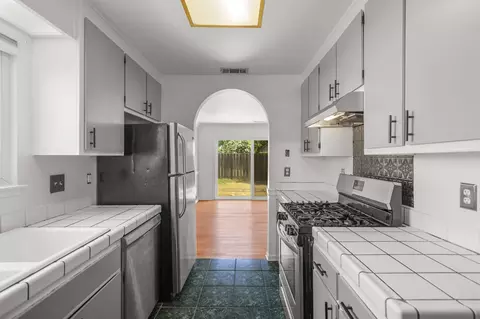 Kitchen - 3985 Cirrus St, Redding, CA 96002 photo 1 of 3