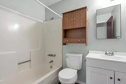 Bath - 20159 Arrowood St, Burney, CA 96013 photo 2 of 4