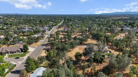 11632 Ridgewood Rd, Redding, CA 96003 photo 5