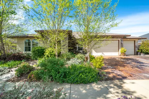 3415 Hotlam Rd, Redding, CA 96002