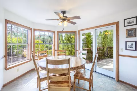 Dining - 8826 Heritage Ct, Redding, CA 96001 photo 3 of 3