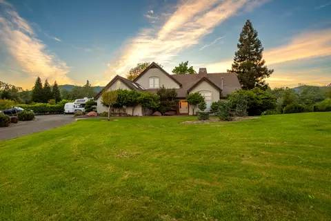Exterior - 8826 Heritage Ct, Redding, CA 96001 photo 20 of 20
