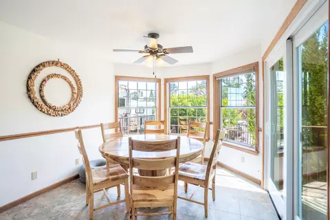 Dining - 8826 Heritage Ct, Redding, CA 96001 photo 2 of 3